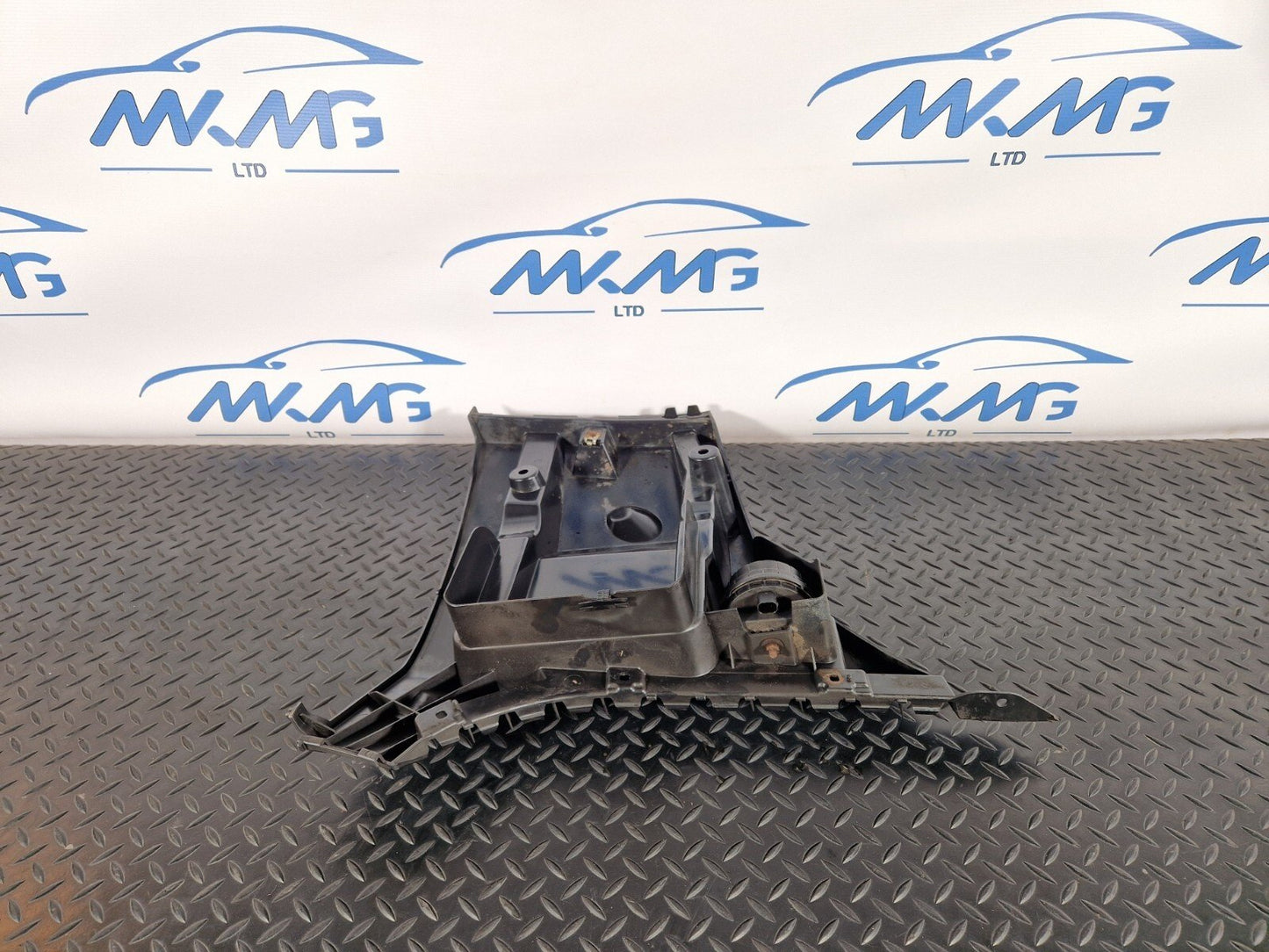 11-18 BMW 6 SERIES F06 GENUINE BUMPER BRACKET PASSENGER LEFT 8050385