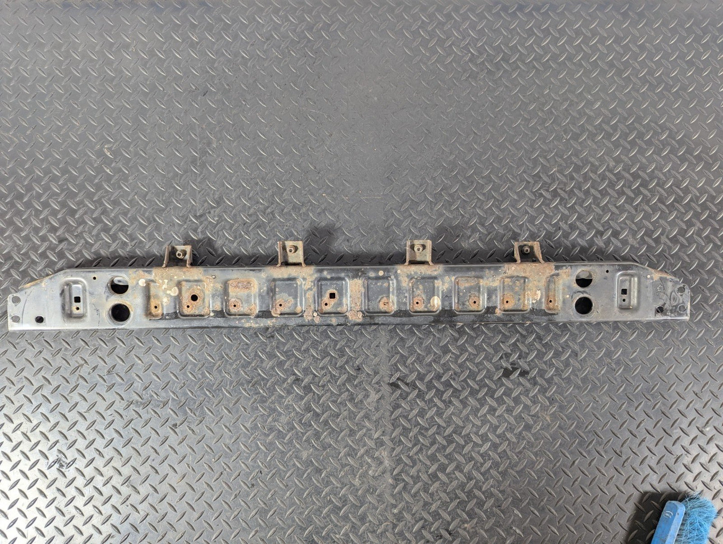 14-19 LAND ROVER L550 DISCOVERY SPORT RADIATOR SUPPORT MOUNT BRACKET FK728A297AA
