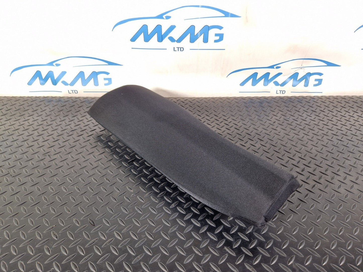20-24 BMW 1 SERIES F40 REAR LEFT SEAT SIDE FINISHER TRIM 7492433
