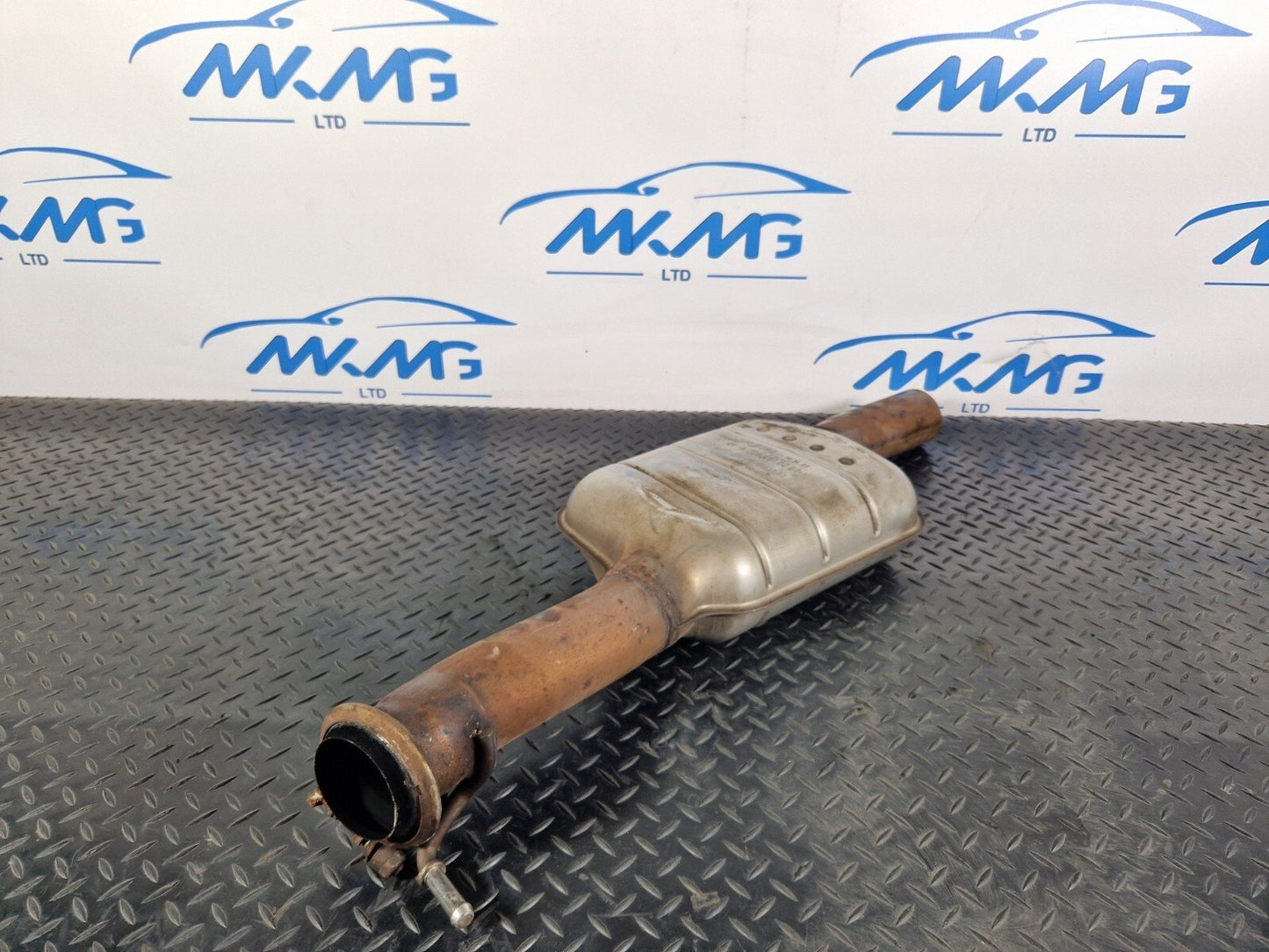14-21  MERCEDES BENZ C-CLASS W205 EXHAUST MUFFLER SILENCER A2054910001