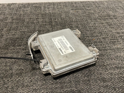 Vauxhall Corsa MK4 (E) (4500) Hatchback Genuine Engine Control Unit ECU 12657461