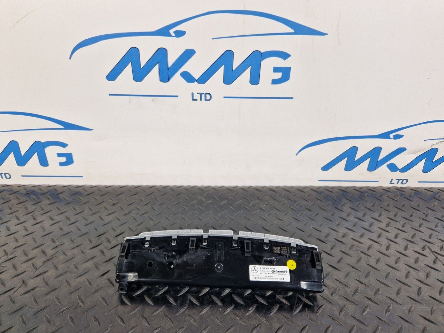 14-21 MERCEDES BENZ C300h W205 A/C HEATER CLIMATE CONTROL PANEL A2059054706