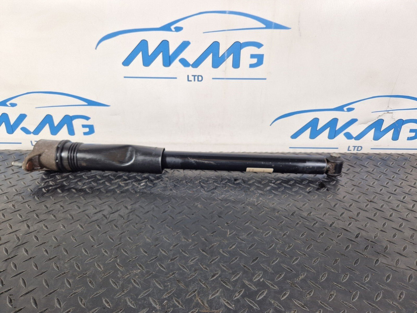 19-ON MERCEDES BENZ B CLASS W247 GENUINE REAR SHOCK ABSORBER A2473203600