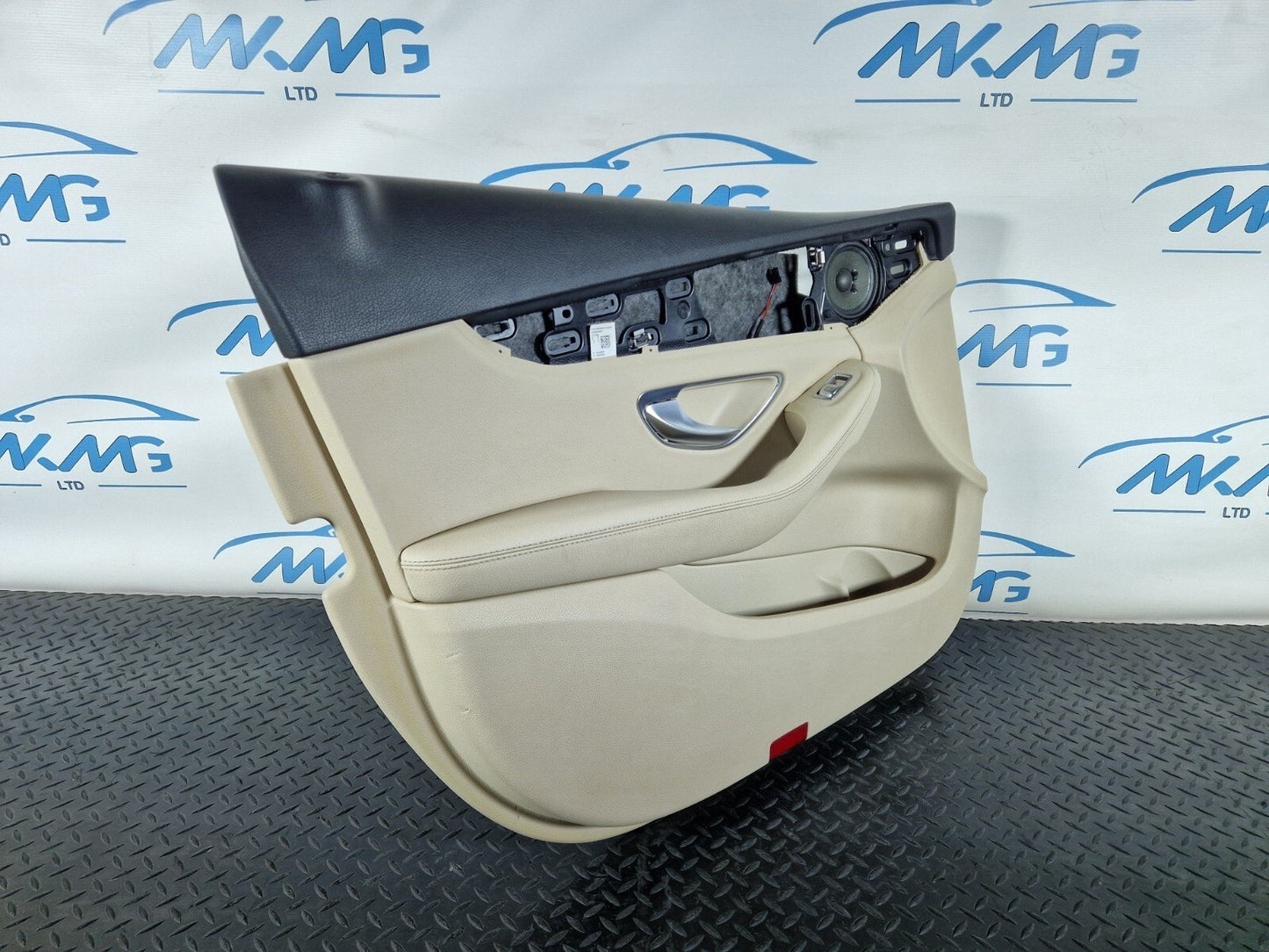 14-21 MERCEDES BENZ W205 FRONT LEFT PASSENGER OEM DOOR CARD PANEL A2228200202