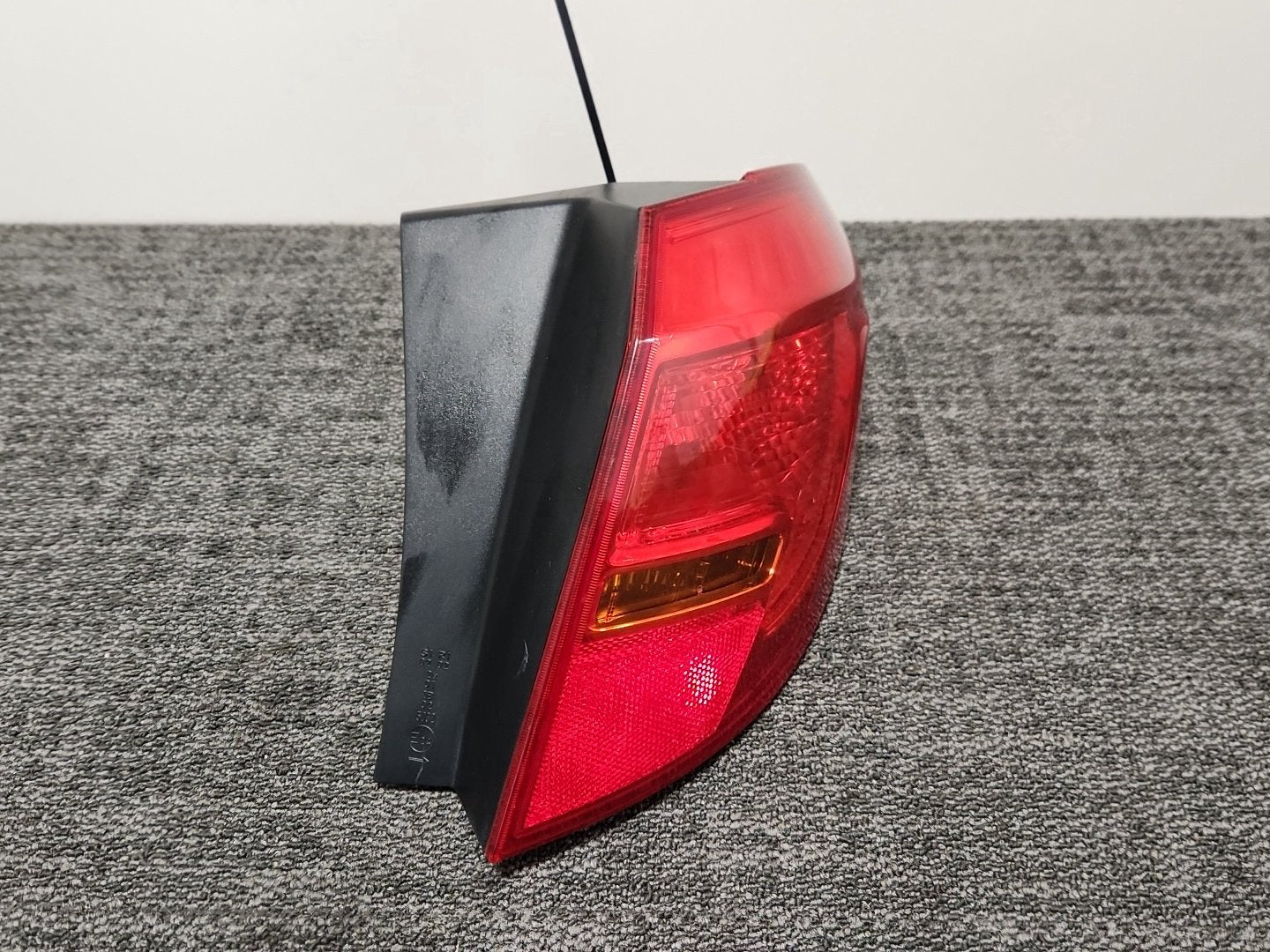 2011 Vauxhall Meriva MK2 (B) (4470) Genuine Rear Right O/S Outer Tail Light