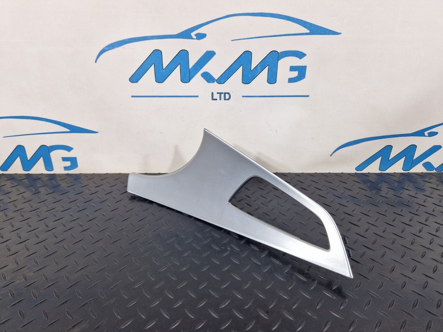 10-18 AUDI A7 4G S-LINE INTERIOR DOOR TRIM FRONT LEFT PASSENGER SIDE 4G8867409