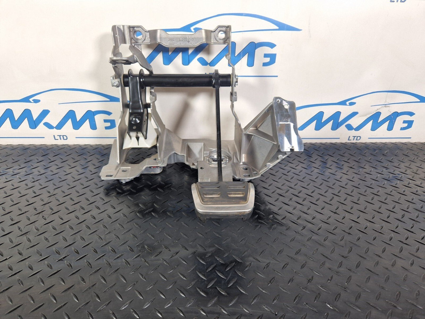 16-23 AUDI A5 F5 SPORTBACK S-LINE BRAKE PEDAL ASSEMBLY BRACKET MOUNT  8W2723140A