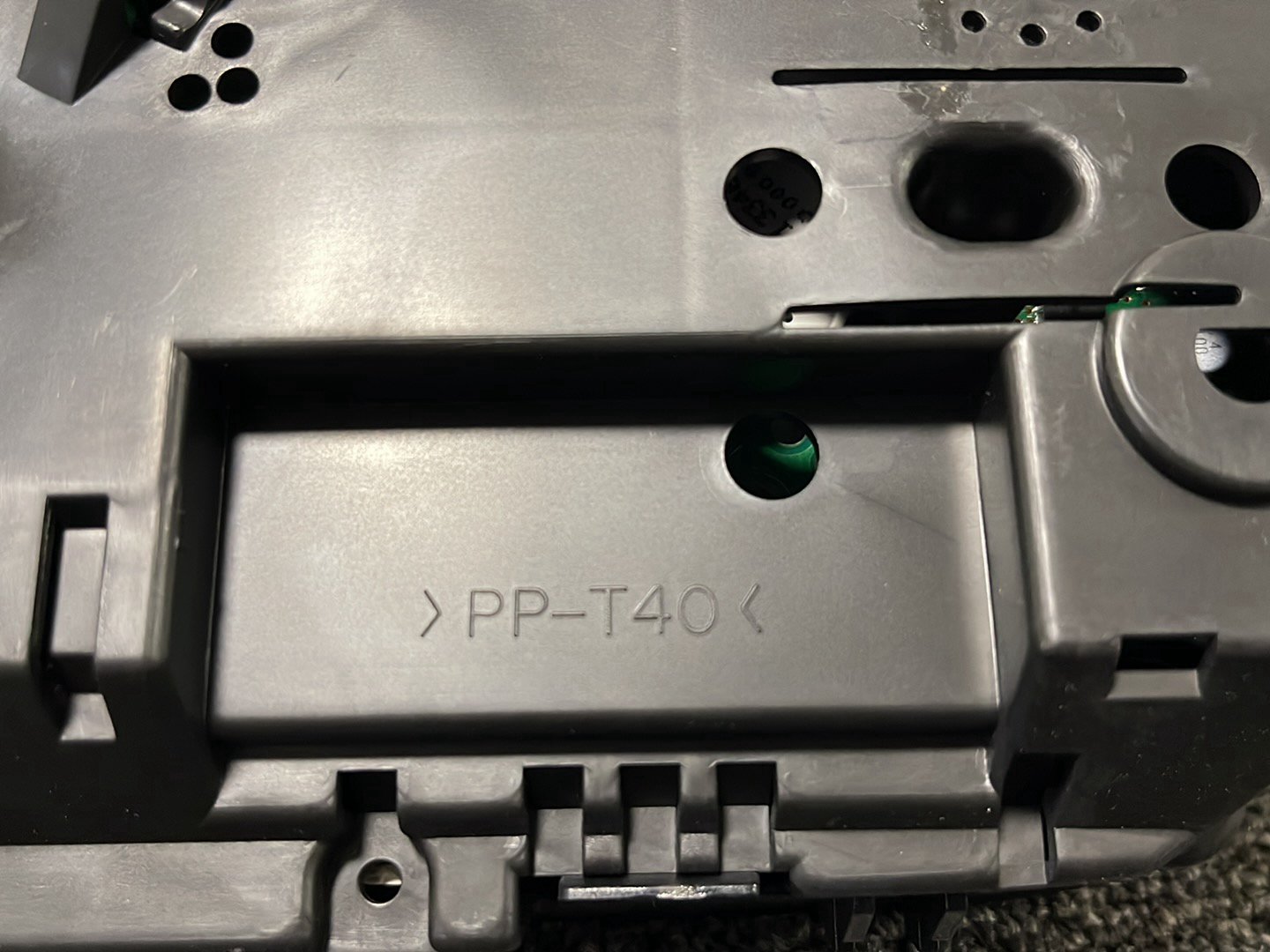 BMW 120i E87 Hatchback Genuine Speedometer Instrument Cluster 9122588