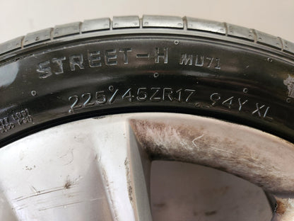 Skoda Yeti MK1 5L 17" Alloy Wheel with Tyre 225/45/17 ~4mm