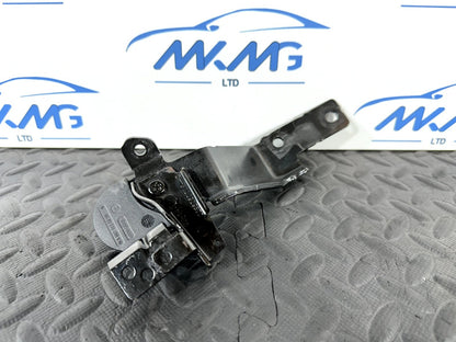 12-18 MERCEDES B A CLASS W176W246  1.5 DIESEL FUEL PUMP BRACKET 166343129R