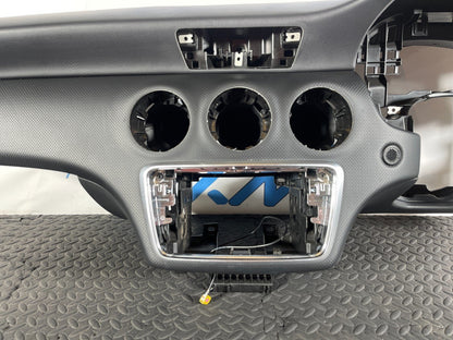 12-18 MERCEDES A-W176 AMG DASHBOARD PANEL WITH LEFT SIDE AIR BAG A1768600002