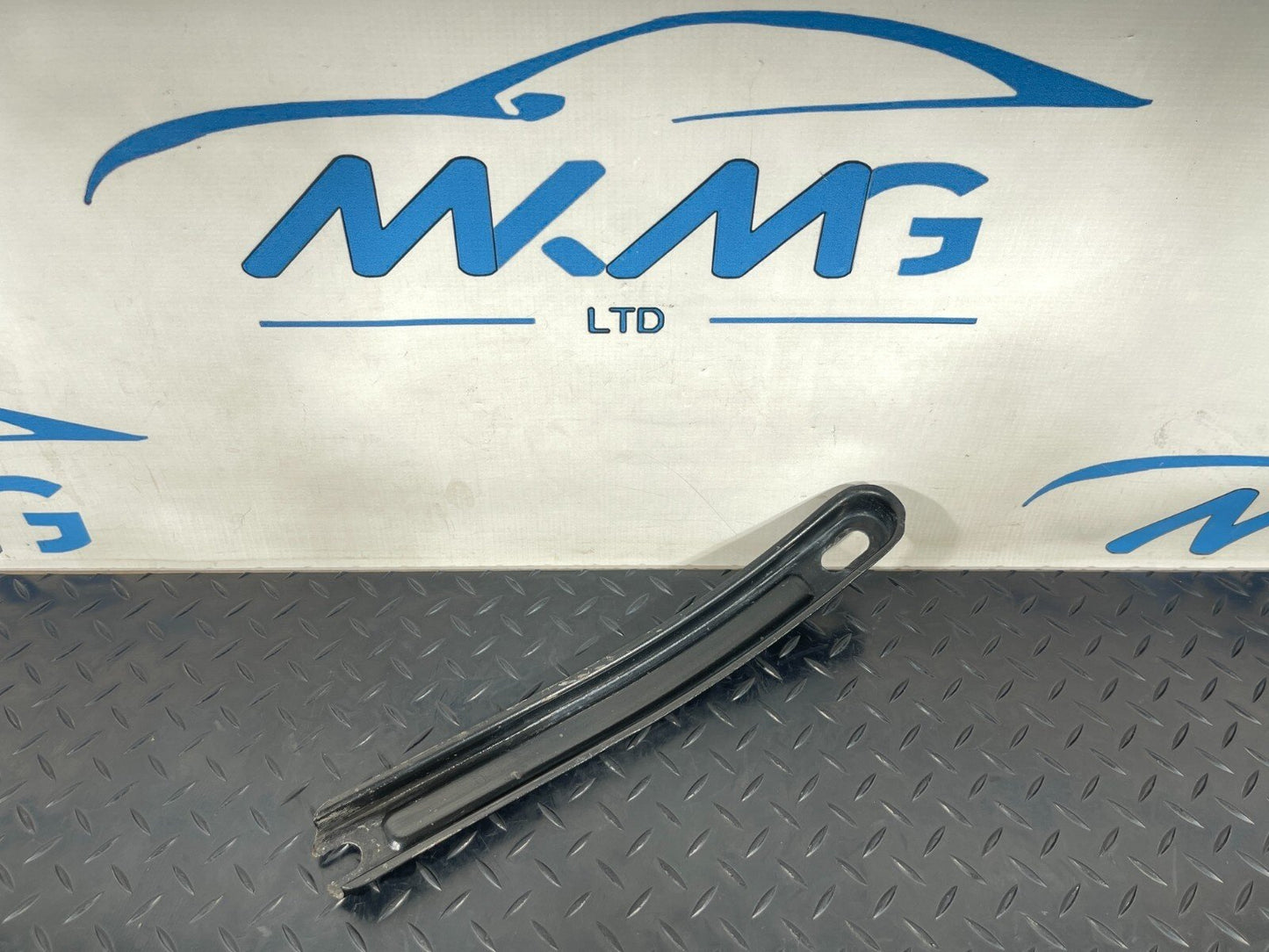 14-21 MERCEDES BENZ C300h W205 STIFFENING BRACE BAR A2056280026