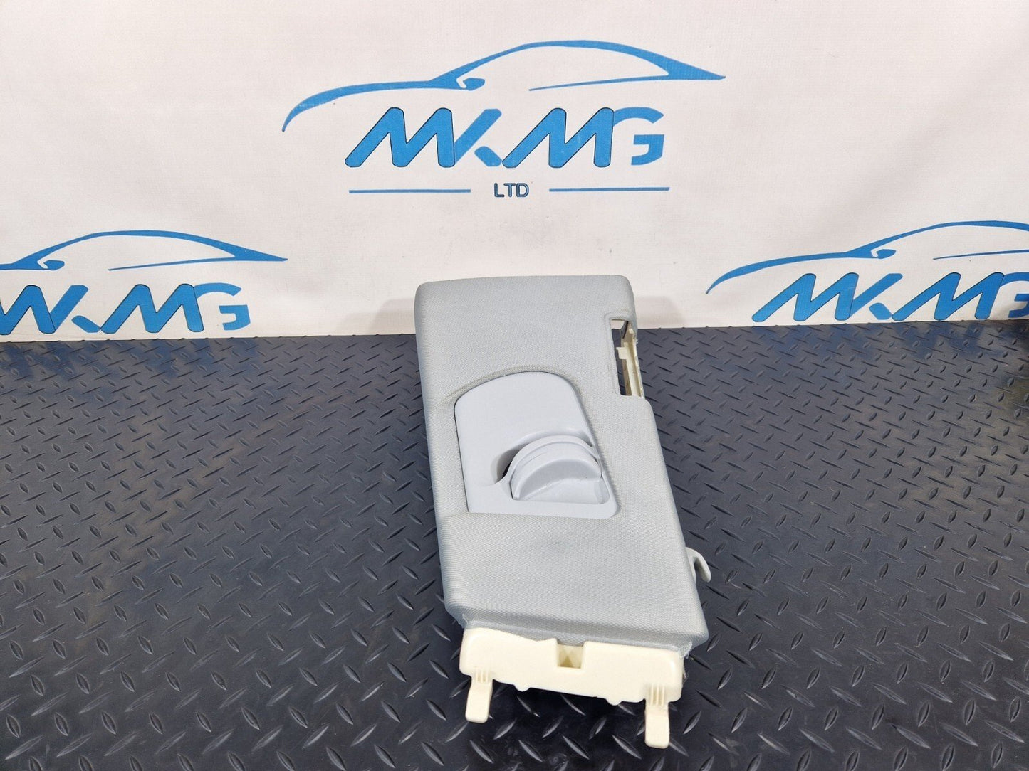 15-18 AUDI A7 4G LEFT PASSENGER SIDE N/S B PILLAR  TRIM 4G0867243A 4G8867293