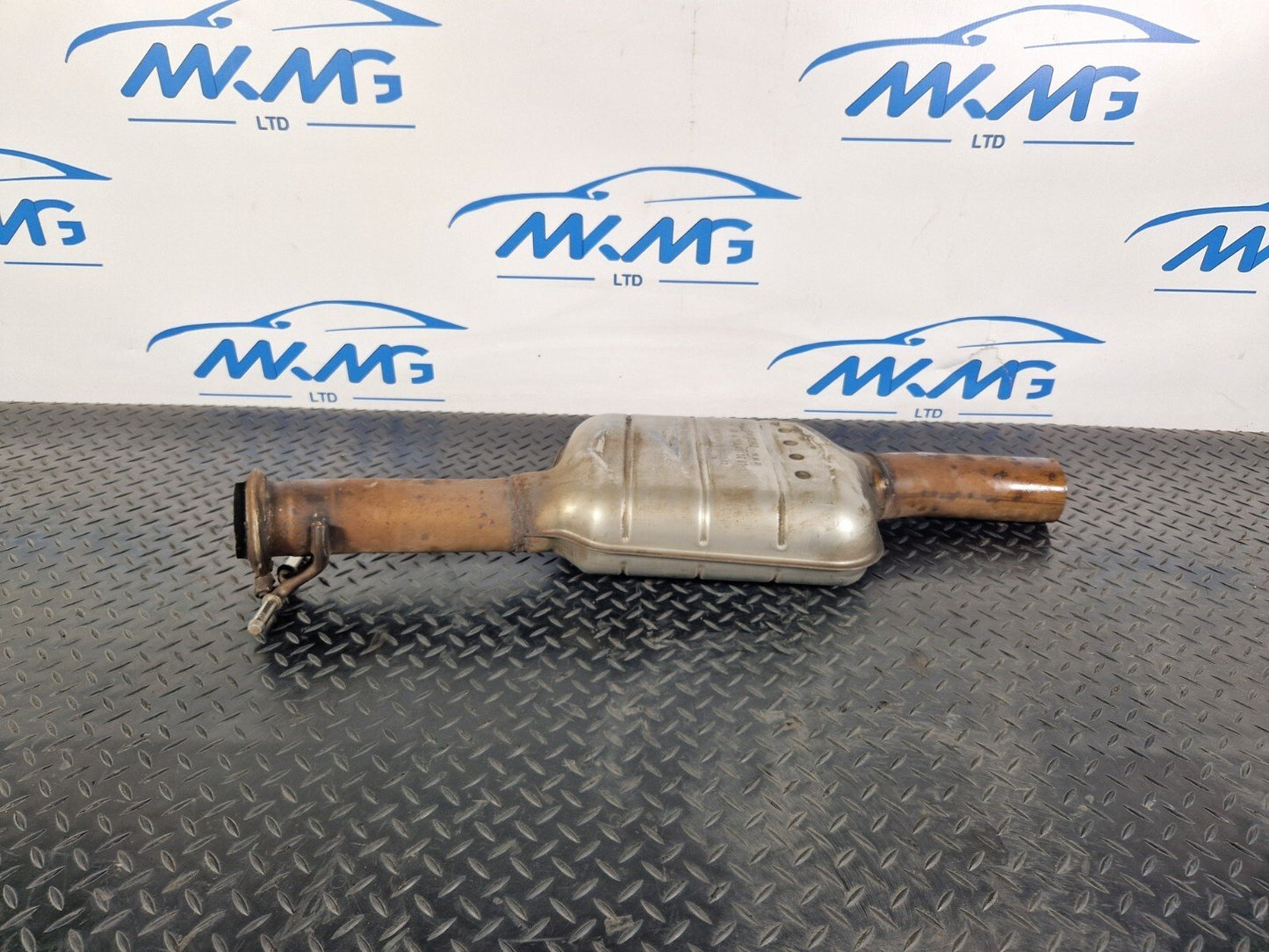 14-21  MERCEDES BENZ C-CLASS W205 EXHAUST MUFFLER SILENCER A2054910001