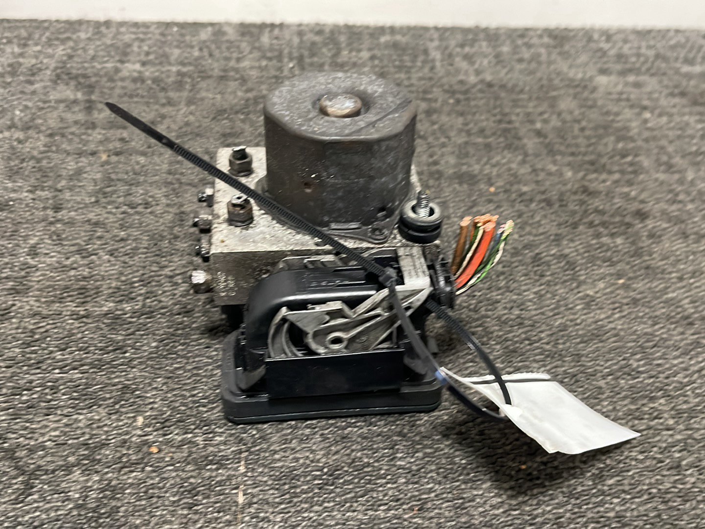 Iveco Daily MK5 2.3L Diesel Genuine ABS Pump Control Module 0265956036