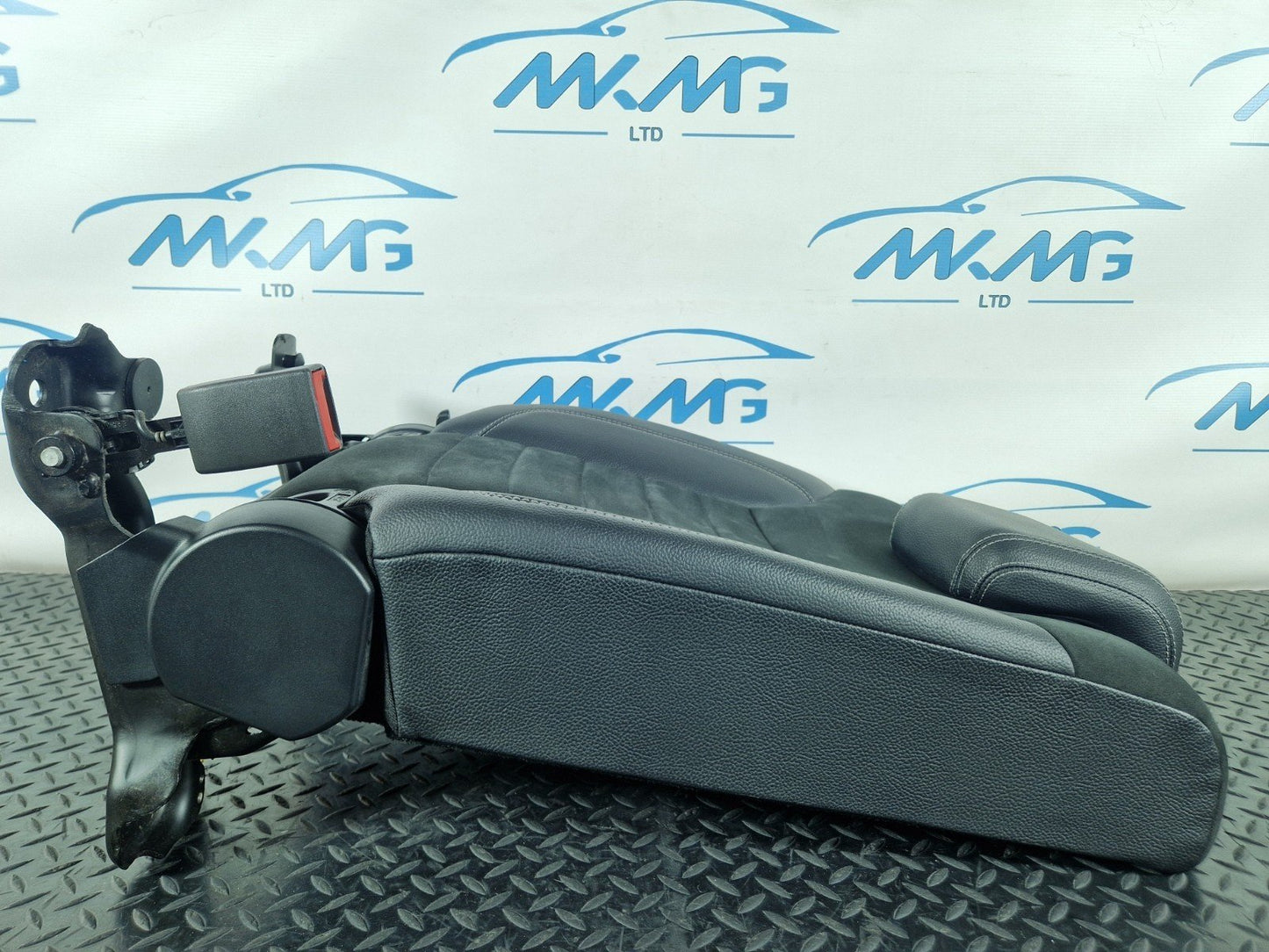 11-19 MERCEDES BENZ ML W166 REAR RIGHT DRIVER SIDE SEAT BACKREST HALF LEATHER