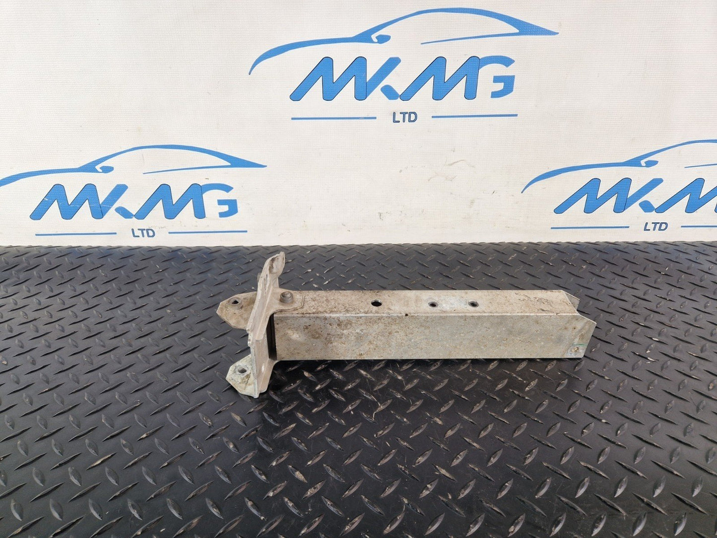 11-18 BMW 6 SERIES F06 F12 F13 GENUINE FRONT RIGHT DEFORMATION ELEMENT 7231968
