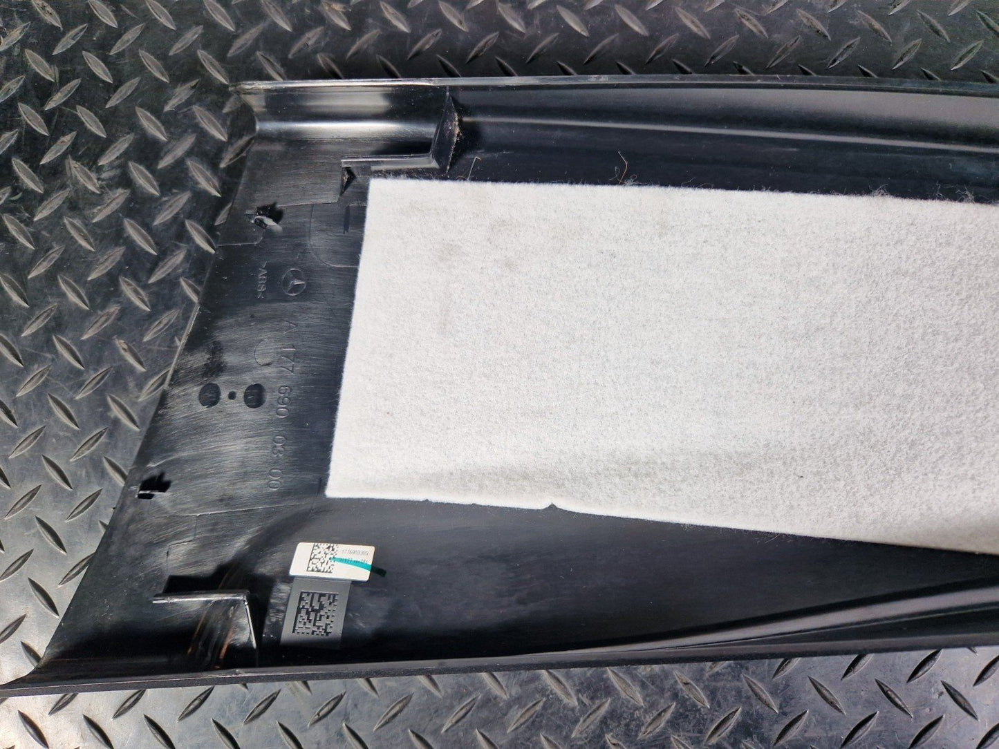 MERCEDES A CLASS TRIM PANEL B PILLAR INNER RIGHT A1776900300 W177 2018 - 2022
