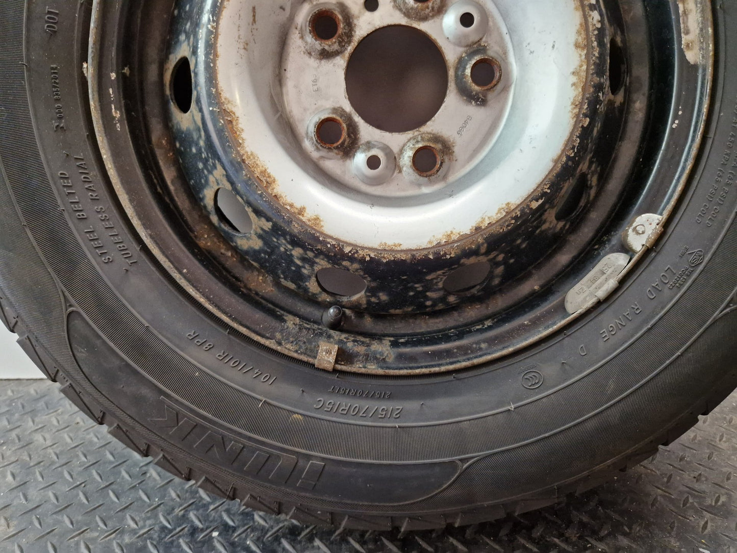 Citroen Relay Genuine Steel Wheel with Tyre 215/70/15 ~5mm
