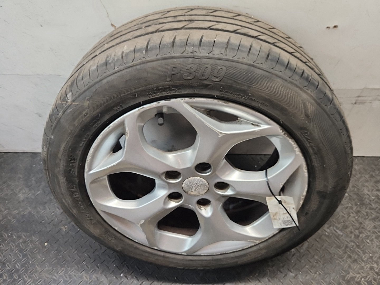 Ford C-Max MK1 FL (C214) 16" Alloy Wheel with Tyre 205/55/16 ~4mm 7M5J-AA