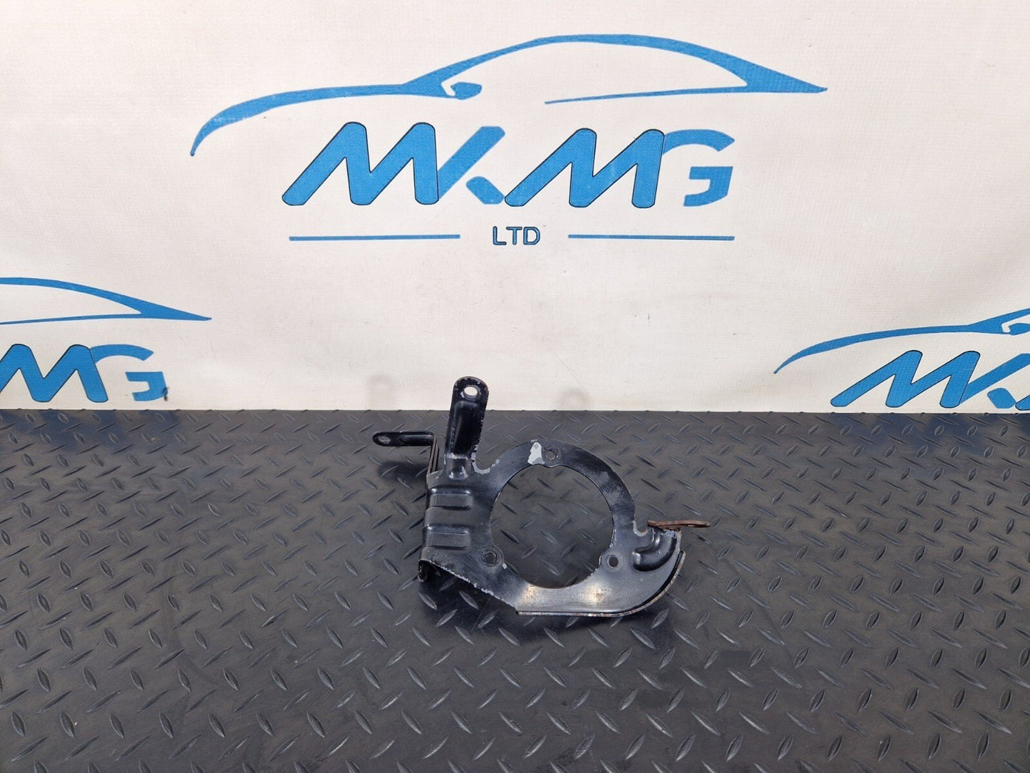 12-17 AUDI S5 CONVERTIBLE AIR PUMP RETAINER BRACKET MOUNT 8T0906617C