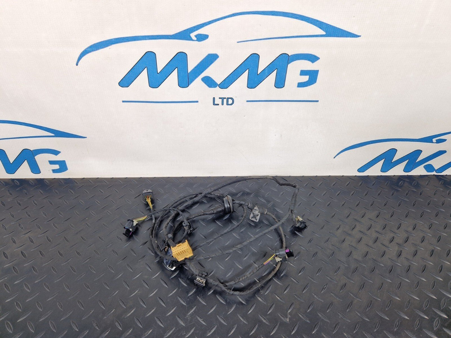16-19 AUDI A4 B9 GENUINE REAR BUMPER PARKING SENSOR WIRING LOOM 8W0971104A