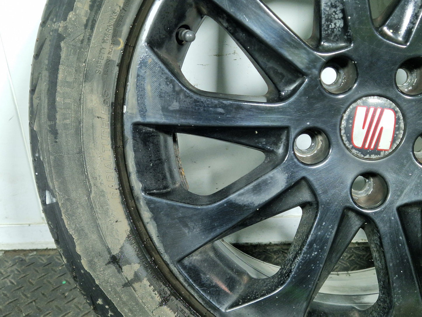 Seat Leon MK3 5F 16" Alloy Wheel with Tyre 4mm 205/55/16 5F0601025A