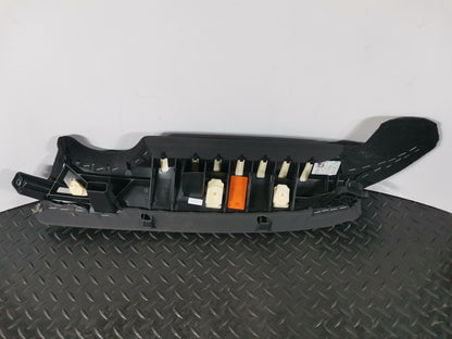 16-19 AUDI A4 B9 SALOON GENUINE REAR RIGHT DRIVER SIDE CLOTH BOLSTER 8W0885704