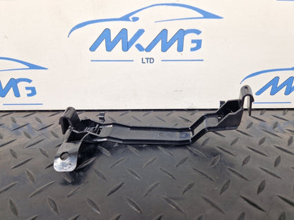 Audi Unknown Part Type 4G0867192