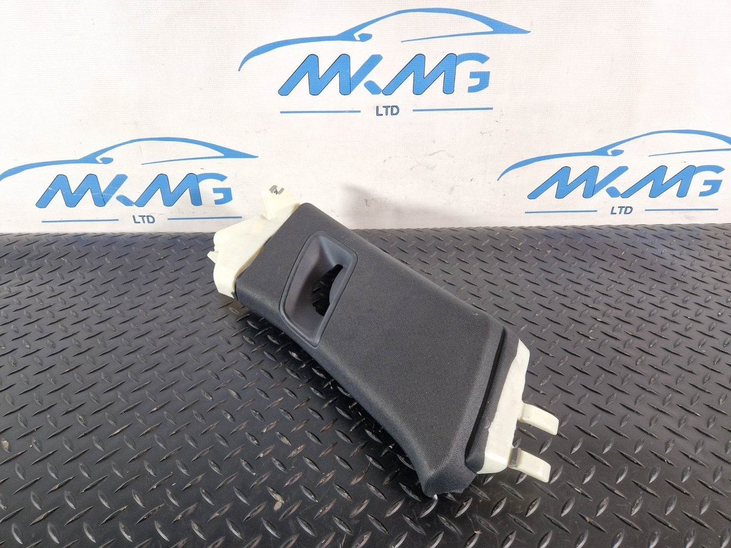 16-20 AUDI Q7 4M GENUINE REAR LEFT SIDE UPPER C-PILLAR TRIM 4M0867287