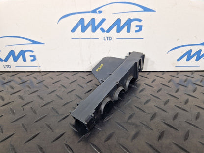 14-21 MERCEDES BENZ C220 W205 TOP LEFT AIR DUCT SEALING A2058317900