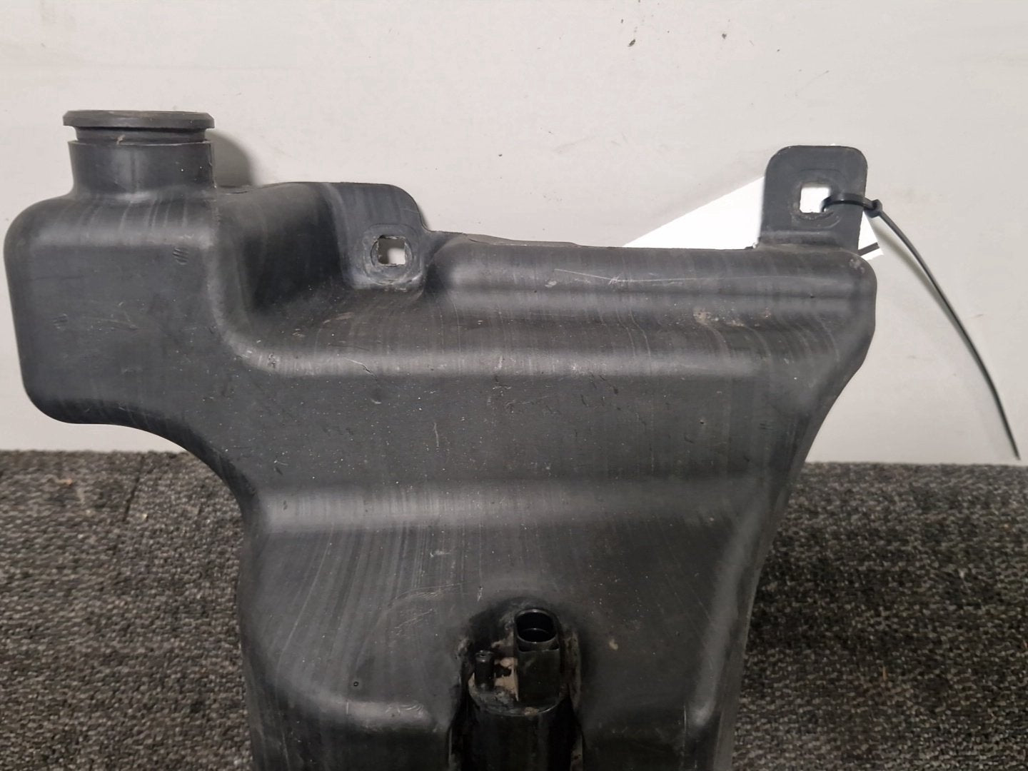 Mercedes-Benz Vito W447 Windscreen Washer Bottle Fluid Tank Reservoir