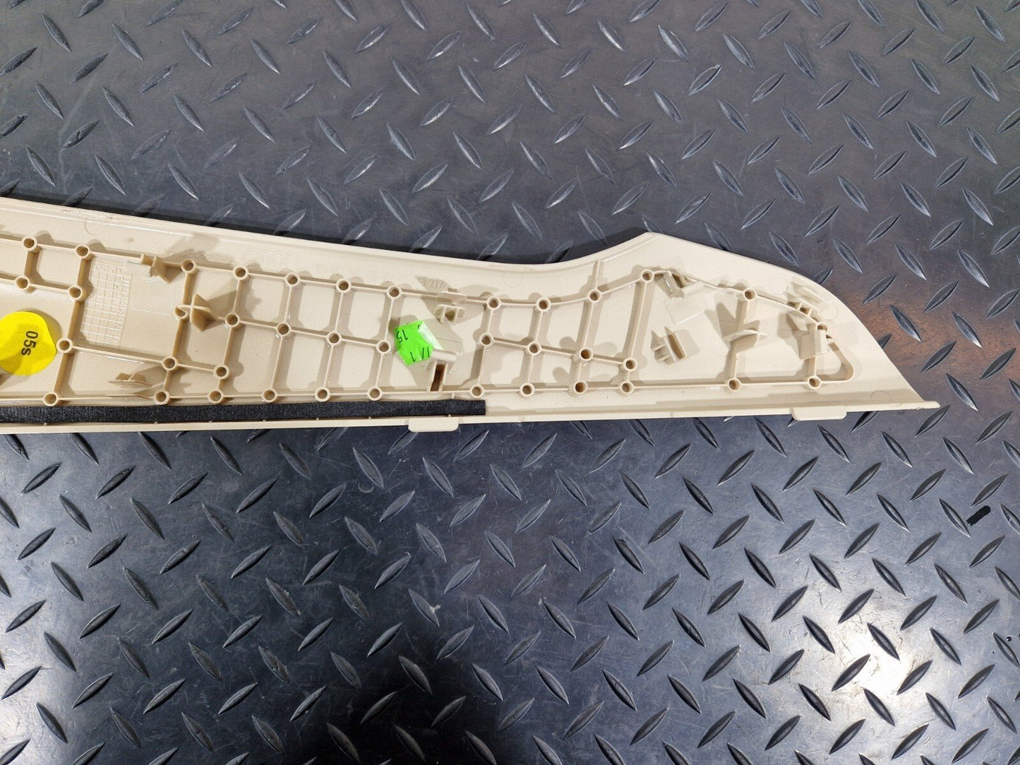 16-24 AUDI A5 F5 COUPE LEFT PASSENGER SIDE CENTRE CONSOLE TRIM COVER 8W2863305
