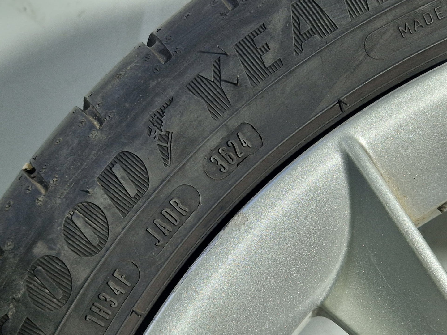 Saab 9-3 MK2 (440) 18" Alloy Wheel with Tyre ~6mm 225/45/18 12763042