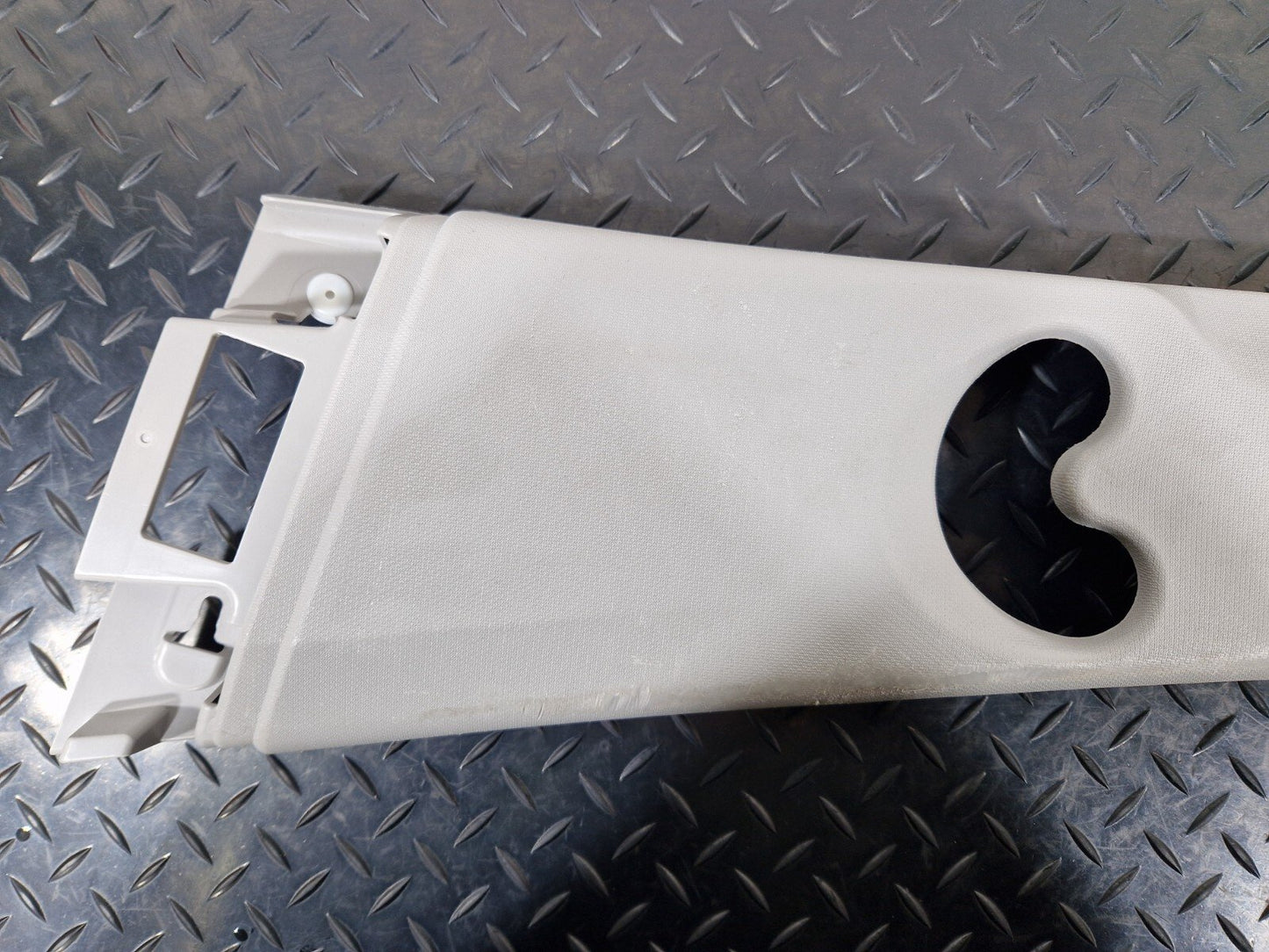 BMW 2 SERIES GRAN TOURER F45 F46 LEFT SIDE B-PILLAR TIM COVER 7329587