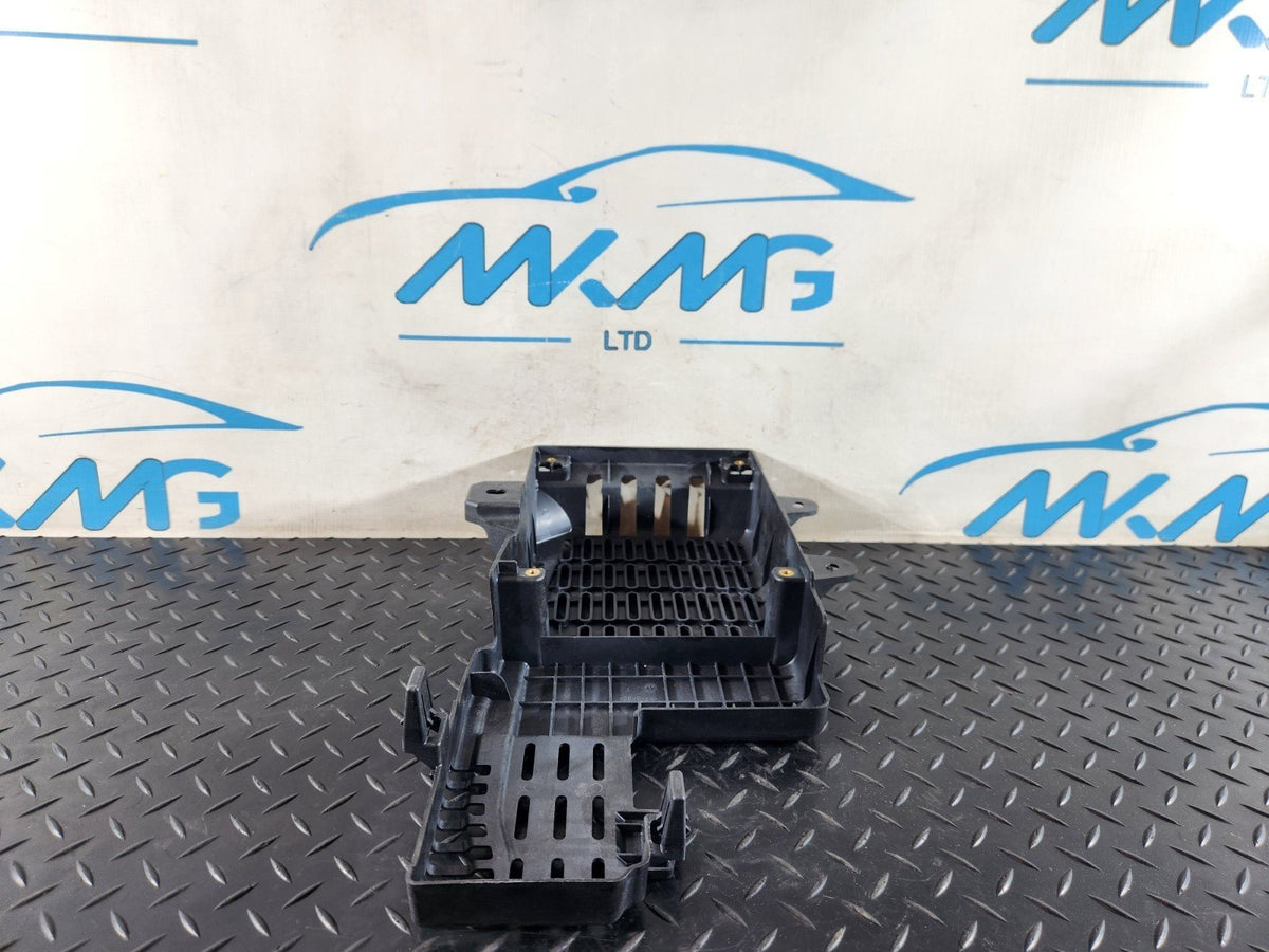 MERCEDES BENZ B CLASS W247 AMPLIFIER AUDIO UNIT BRACKET HOLDER MOUNT A2475450601