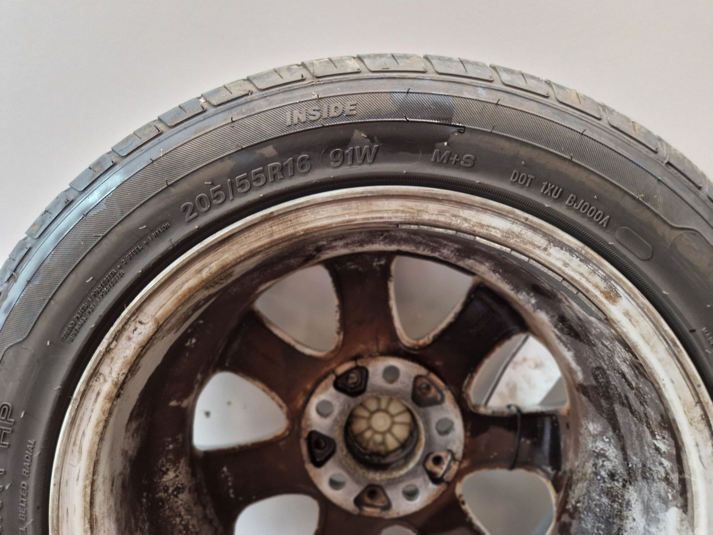 BMW 120i E87 16" Alloy Wheel with Tyre 205/55/16 ~5mm