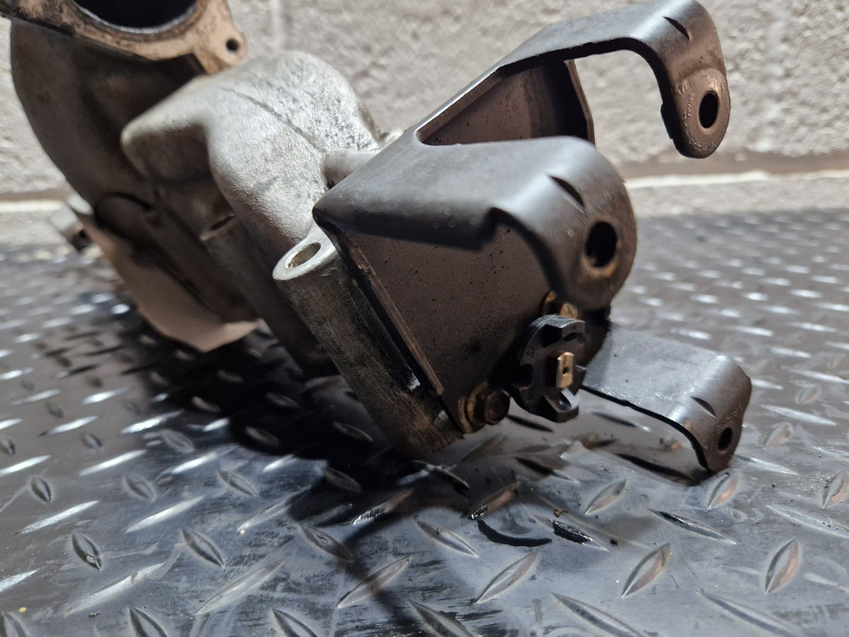 Kia Carens MK2 (UN) Genuine 2L Diesel D4EA Inlet Manifold