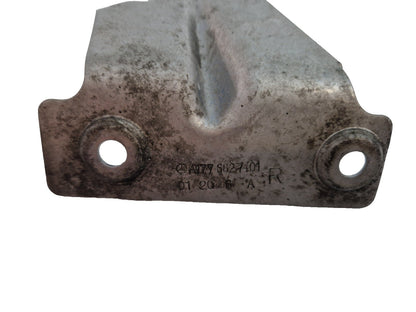 MERCEDES-BENZ GLA H247 REAR END FLOOR RIGHT BRACKET A1776827401