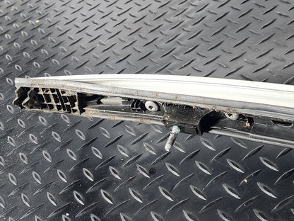 16-22 MERCEDES BENZ X253 GENUINE LEFT N/S ROOF RAIL RACK A2538900393