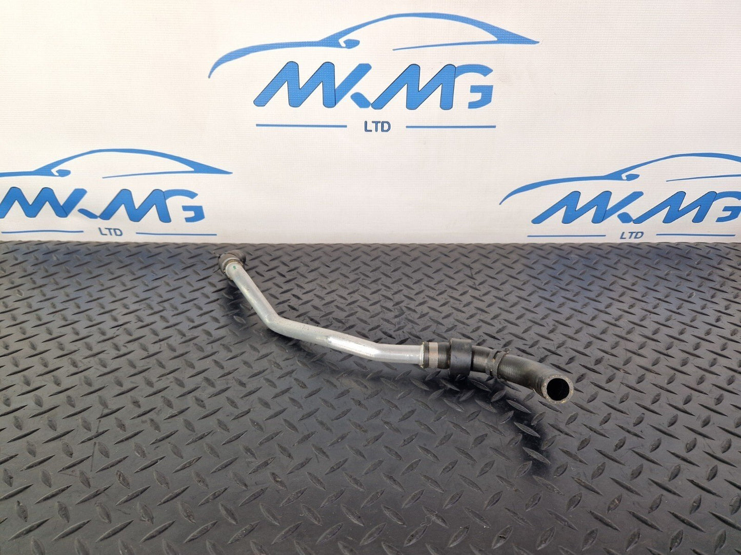 14-21 MERCEDES BENZ W205 GENUINE OEM ENGINE COOLANT HOSE PIPE A2058303202