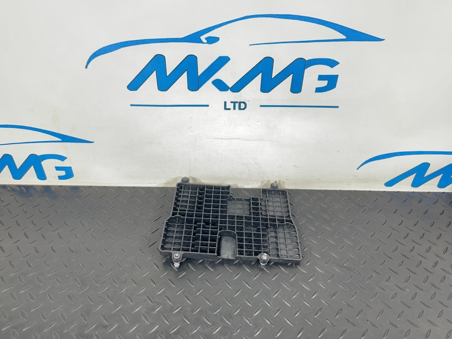 Mercedes W177 Fuse Box Relay Cover Lid Control Unit Bracket Trim A2475457300
