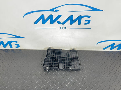Mercedes W177 Fuse Box Relay Cover Lid Control Unit Bracket Trim A2475457300