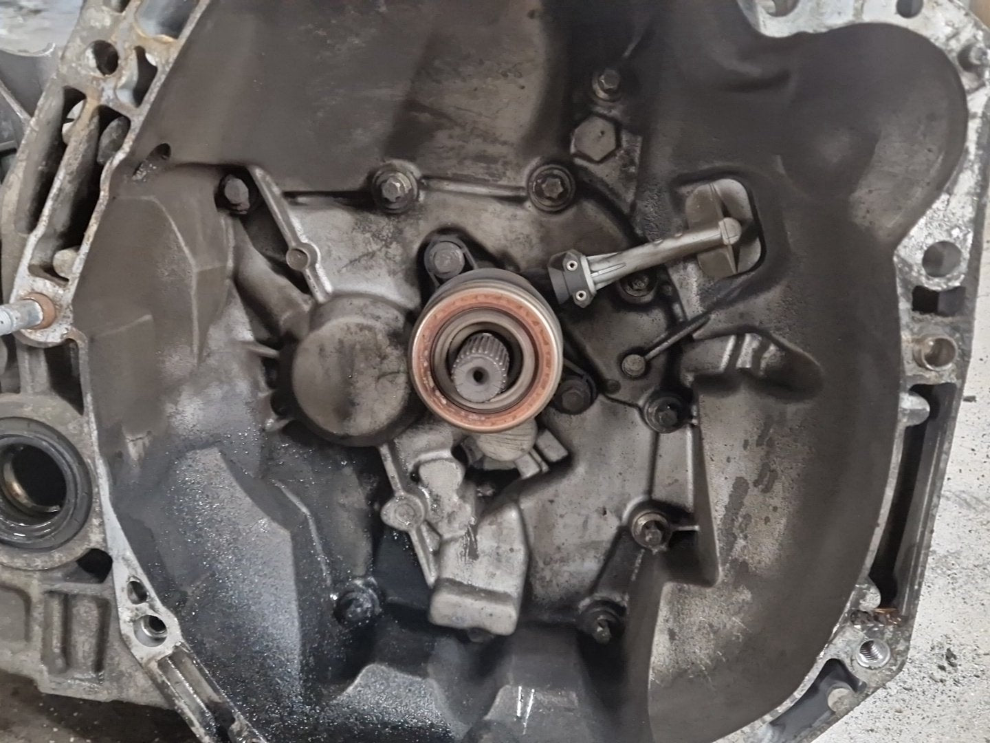 Mercedes-Benz Citan Transmission Gearbox 1.5L 700.710 5 Speed Manual A4152610400