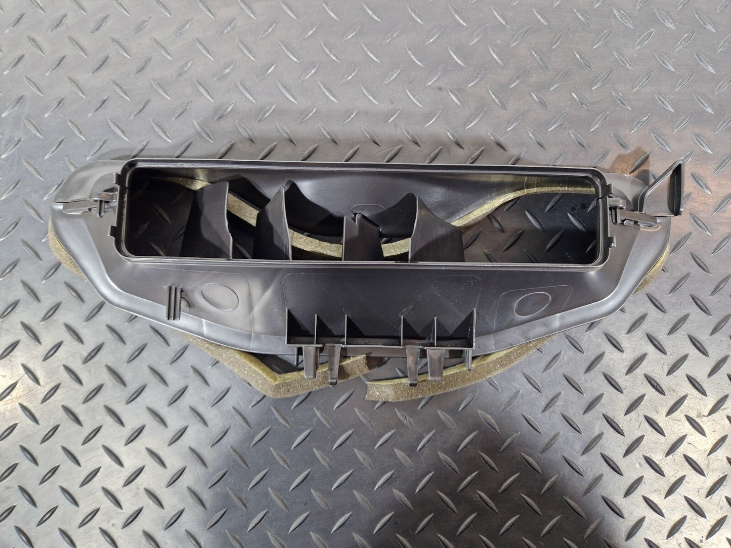 16-24 AUDI A5 F5 COUPE GENUINE DASHBOARD AIR VENT TRIM 8W2858431