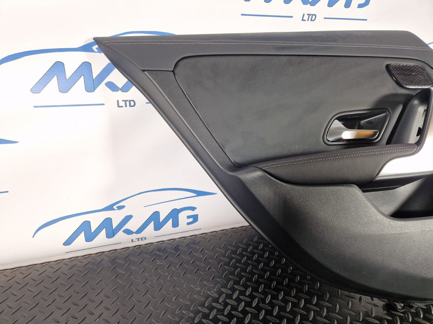 19-ON MERCEDES BENZ CLA C118 REAR LEFT N/S/R DOOR CARD PANEL BLASK LEATHER