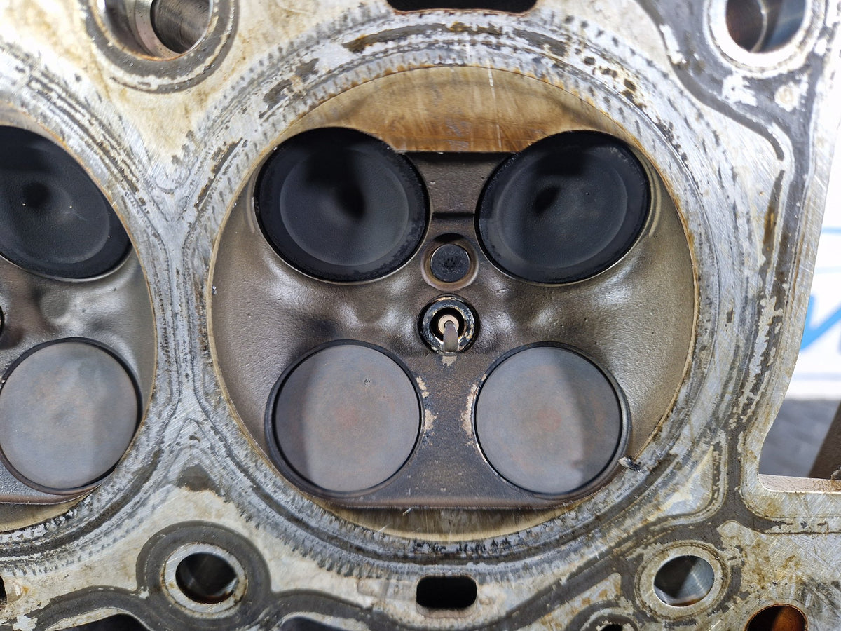 Range Rover Evoque 2.0 Petrol Cylinder Head AJ20P4 PT204 PBH4P3-6090-AA