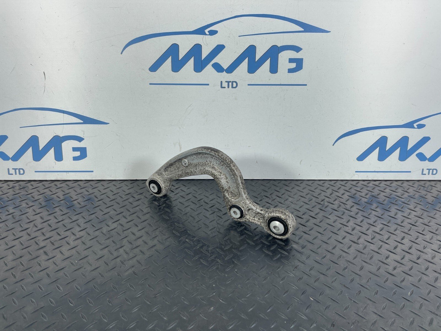 GENUINE AUDI A4 B9 A5 S5 F5 REAR LEFT OR RIGHT CONTROL ARM 8W0505361E