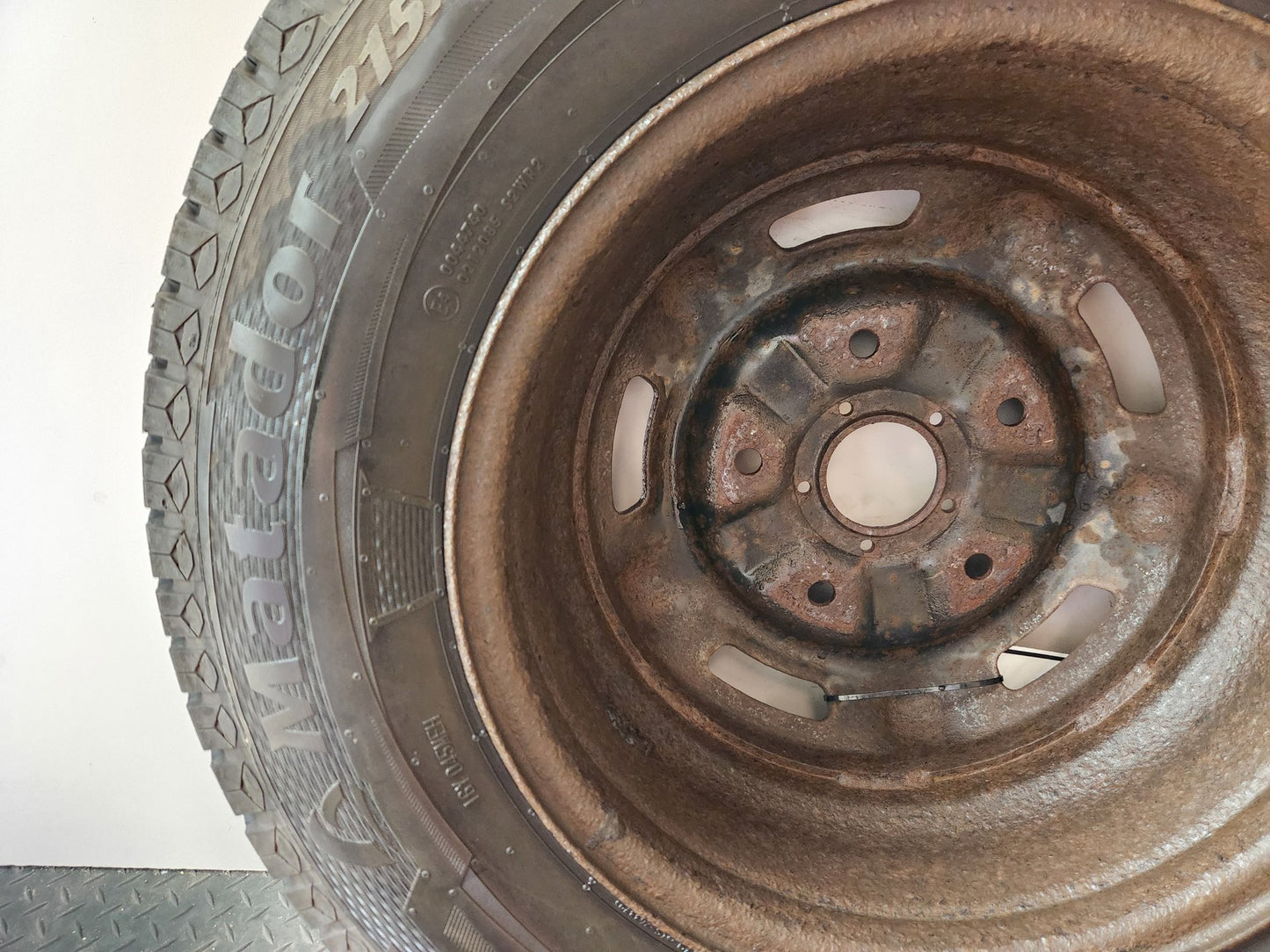 Ford Transit MK6 (V185) Cargo Van Steel Wheel with Tyre 215/75/16 ~6mm