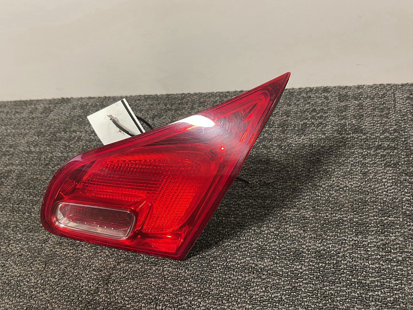 2013 Vauxhall Astra MK6 (J) (A3400) Genuine Rear Right Inner Tail Light 1090098